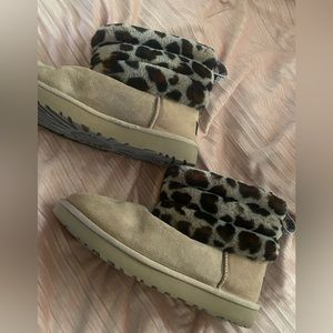 Ugg leopard print short boot!